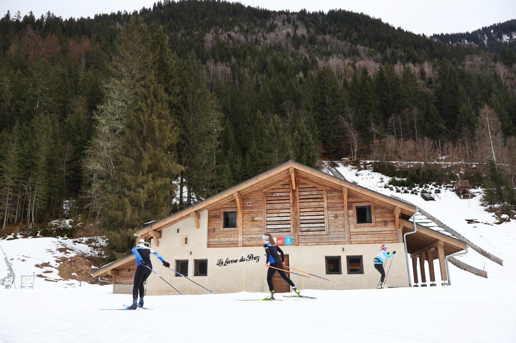 فندق La Ferme Du Praz لي كونتامين مونتجوا المظهر الخارجي الصورة
